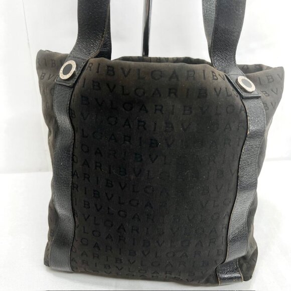 Vgt Set of 2: BVLGARI Canvas & Michael Kors Nylon Black Gray Shoulder Bags (40) - Picture 14 of 16